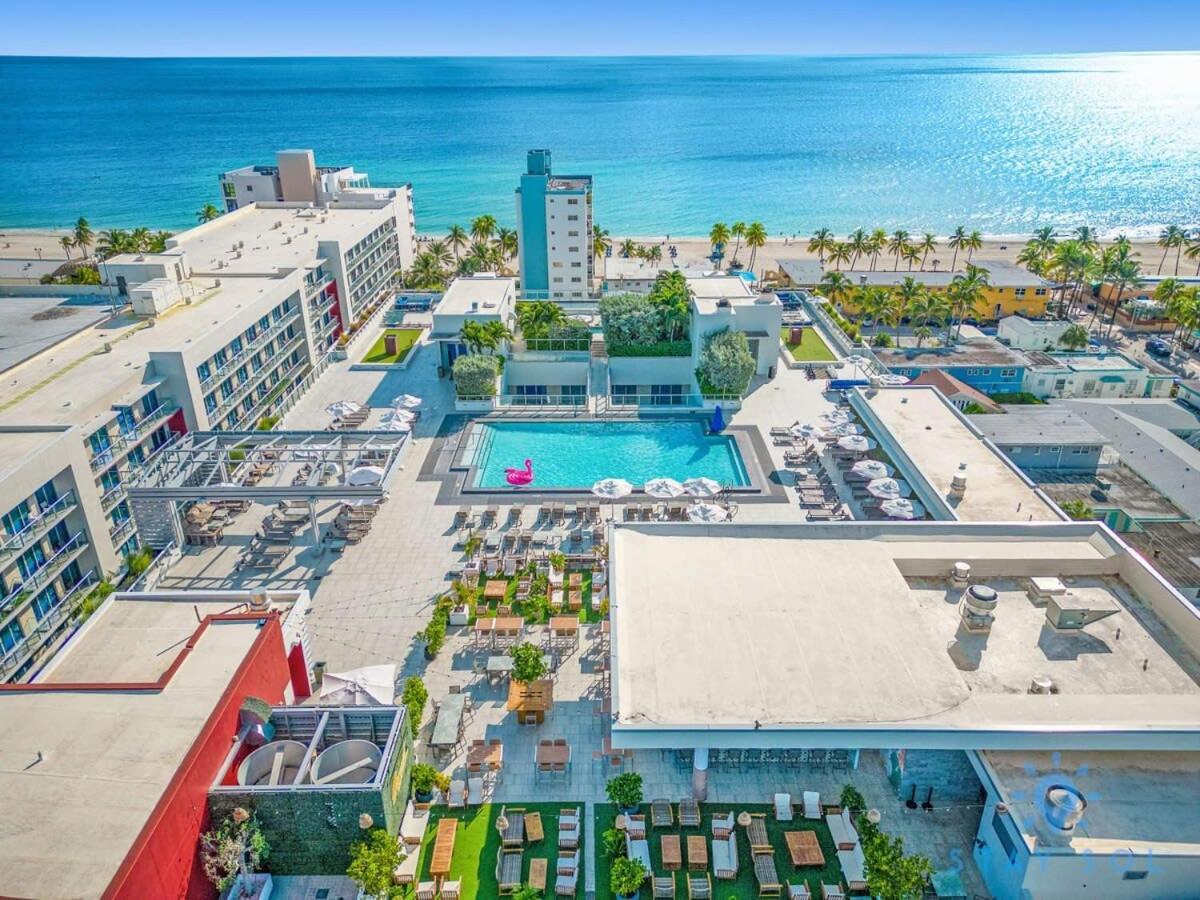 Rooftop Pool - Hollywood Beach Boardwalk Ngoại thất bức ảnh